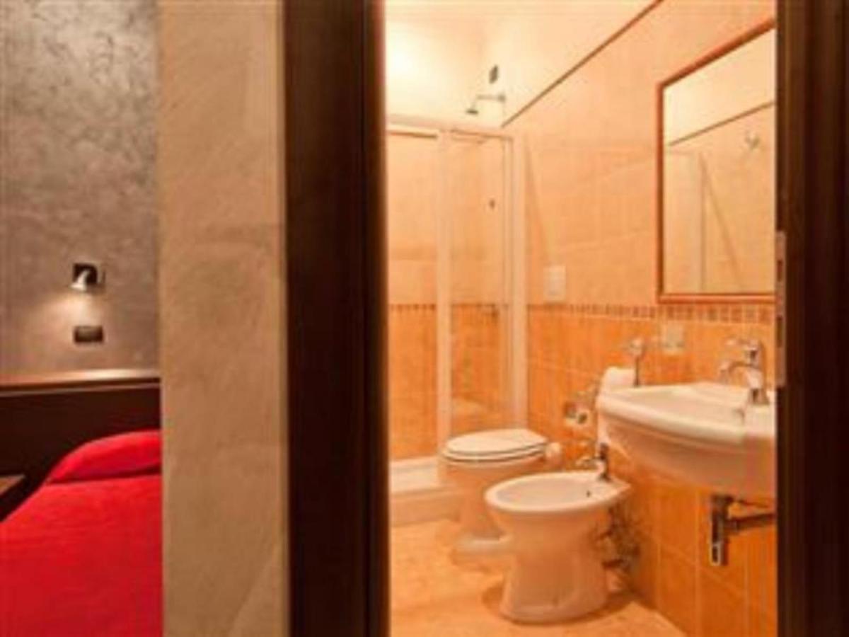 New Inn Rzym Zewnętrze zdjęcie